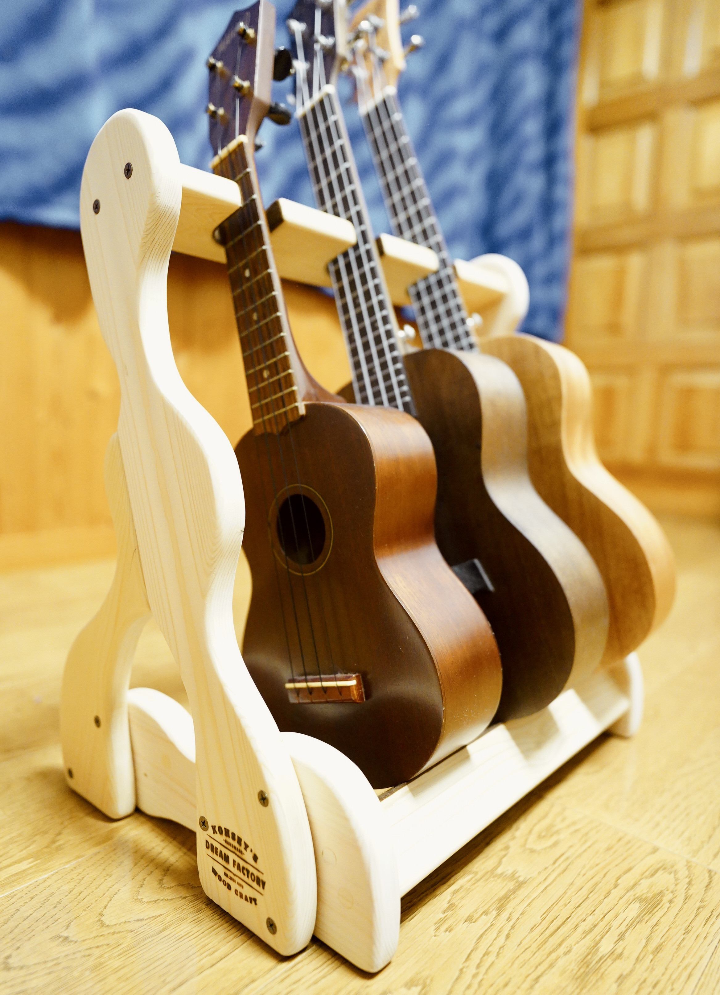24時間以内に発送】手作り木工 木製ウクレレスタンド