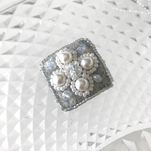 楽天市場】【お買い物マラソンSALE対象】花 ブローチ パール 花