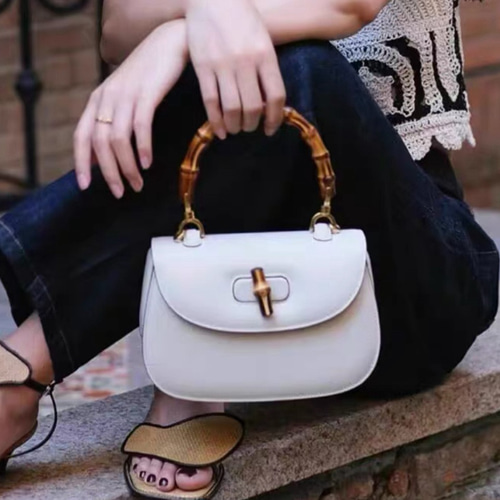 バンブーハンドルレザーバッグ ハンドバッグ Lavanta 通販 17345371