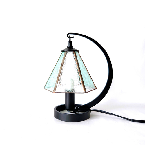 ステンドグラスの吊しテーブルランプ ice melts ミントグリーン