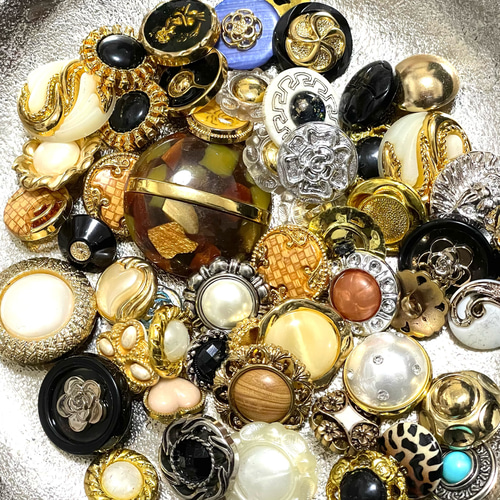 B級】ボタン アンティークボタン ヴィンテージボタン 詰め合わせ 輸入