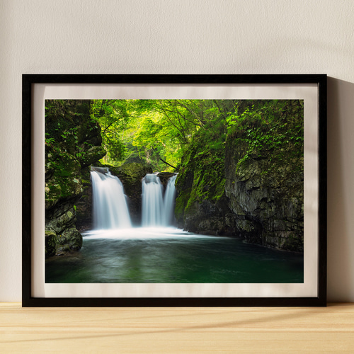 巌立峡 三ツ滝 インテリアアートポスター IVYL-030 滝 岐阜 渓谷 風景