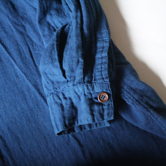 gauze long shirt jacket /草木染め ダブルガーゼロングシャツ 群青色 インド藍染め 13枚目の画像