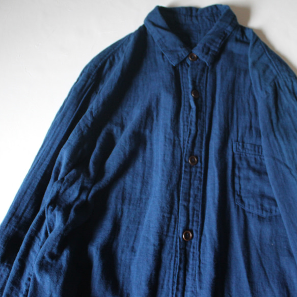 gauze long shirt jacket /草木染め ダブルガーゼロングシャツ 群青色 インド藍染め 12枚目の画像