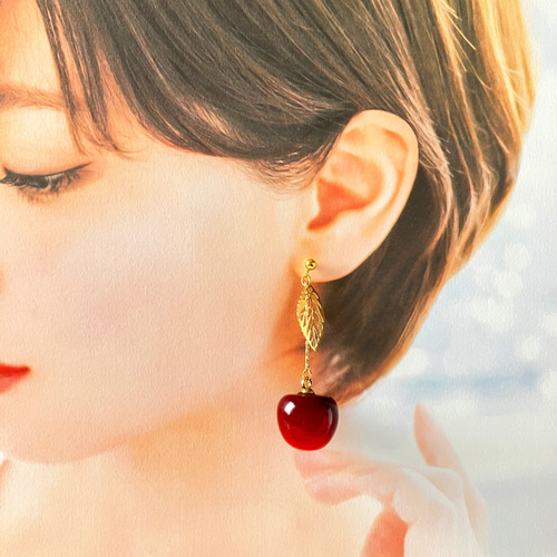 アメリカンチェリーのうる艶ピアス・イヤリング【プチギフト