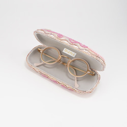 珠繡眼鏡盒 硬盒 雙面繡 粉紅緞面 第5張的照片