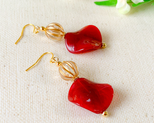 d8d9c8e6ada281594c560494947a48