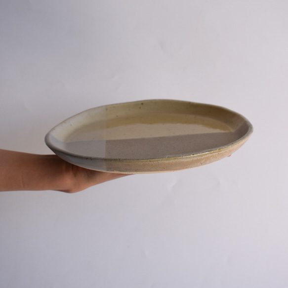 丸い大皿 (グレー/ベージュ) 6枚目の画像