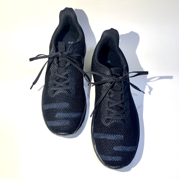 超輕帶線條運動鞋（全黑）22.5cm至28.0cm 線條顏色半定制 第1張的照片