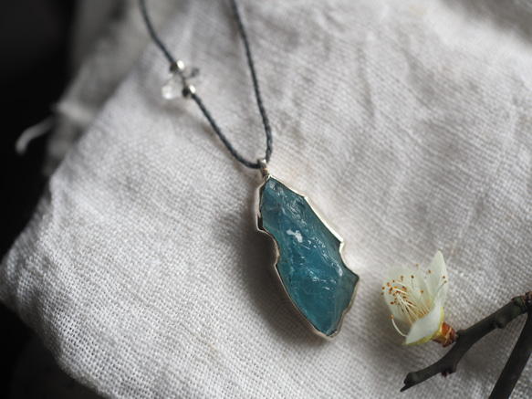 aquamarine silver necklace (ukou) 1枚目の画像