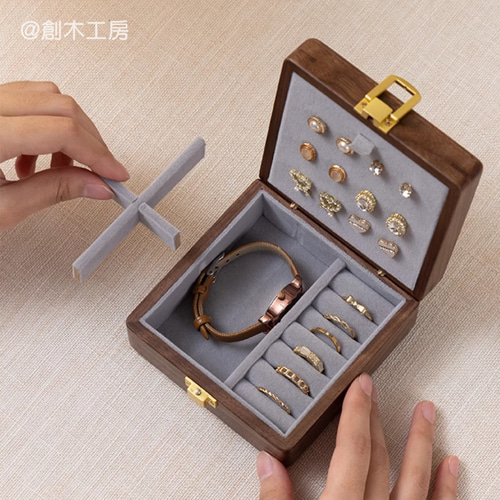 小さめジュエリーボックス アクセサリーケース 宝石箱 持ち運び 携帯用