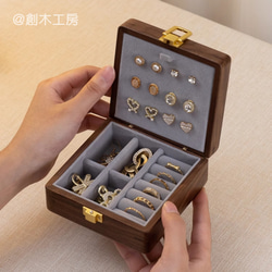 小さめジュエリーボックス アクセサリーケース 宝石箱 持ち運び 携帯用 トラベル 可愛い 小物入れ 指輪収納 1枚目の画像