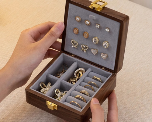 f8897fed522e82a1d7c90725ebcb96