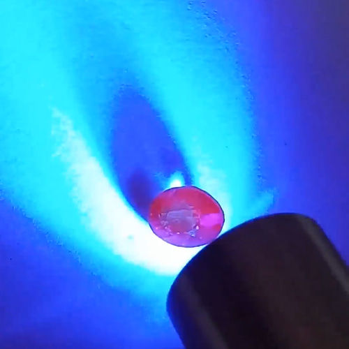 非加熱天然アレキサンドライトルース Natural Unheated Alexandrite