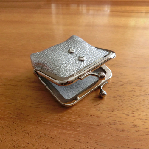 miniアクセサリー入れがま口 or コインケース(シルバー） がま口 Niger