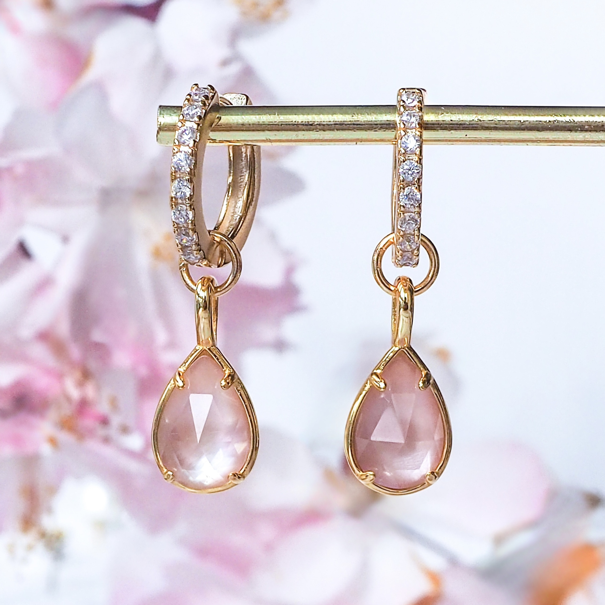 桜ドロップ　2WAYフープピアス&チャームセット