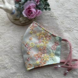 【サテン♡刺繍レースマスク】人気ペール系ふんわりカラー 花粉対策 抗菌加工 3枚目の画像