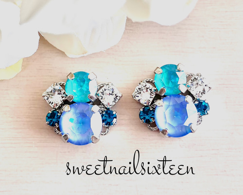 新作大粒スワロフスキークリスタルカラフルピアスオーシャンブルー