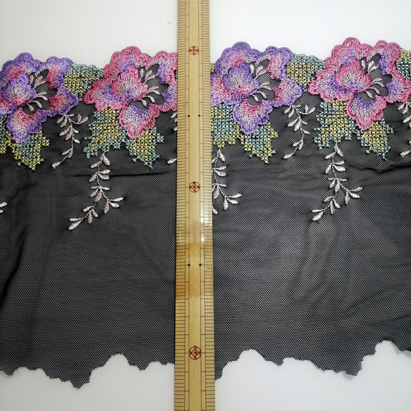 1m 花柄 刺繍 チュールレース　ハンドメイド　生地　手芸　素材　はぎれ　 4枚目の画像