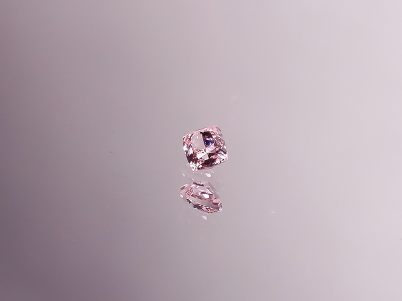 天然ファンシーパープリッシュピンクダイアモンド0.1ct 8枚目の画像