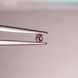 天然ファンシーパープリッシュピンクダイアモンド0.1ct 5枚目の画像