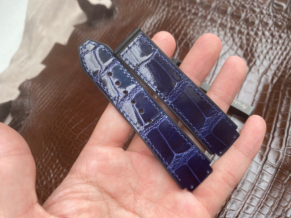 Handmade Hublot Fusion Case 42 時計ベルト ワニ革&裏地ラバー使用