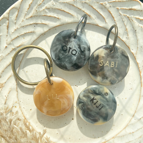 うちの子素材】『うちの猫柄キーホルダー』ペットの毛等の素材を封入