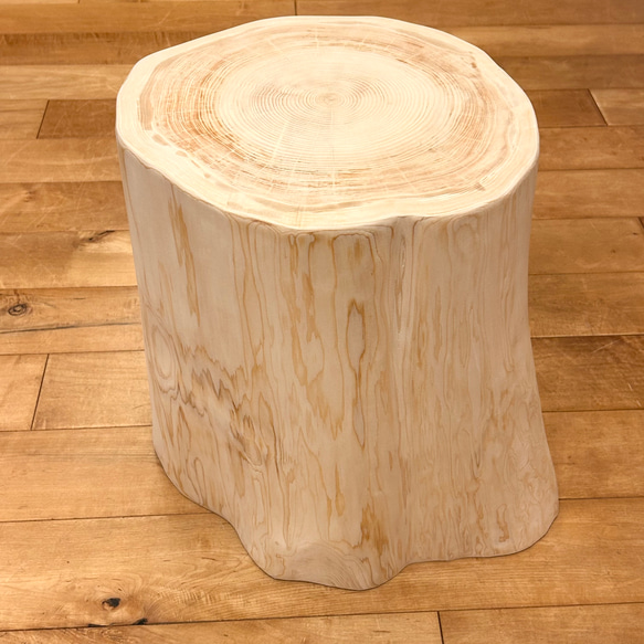 Hinoki  Wood  Stool  No.594 1枚目の画像