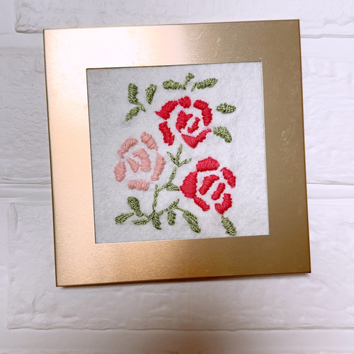 バラ刺繍　額縁 56122b6ecb7e54a606bf0b48e24da0