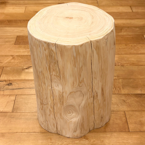 Hinoki  Wood  Stool  No.596 1枚目の画像