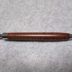 スネークウッド　世界的銘木  キヌカオイル仕上げ　木軸ボールペン(シャープペンシル)　 3枚目の画像