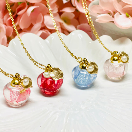 りんごのハーバリウムペンダント ネックレス・ペンダント Fullfleur