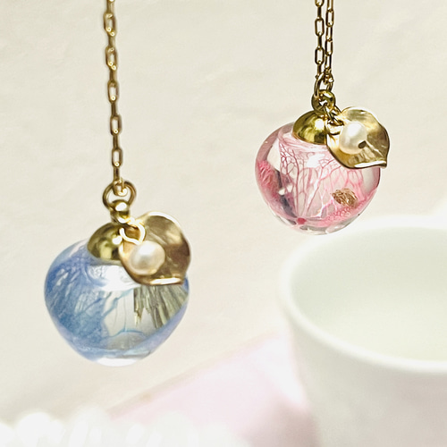 りんごのハーバリウムペンダント ネックレス・ペンダント Fullfleur