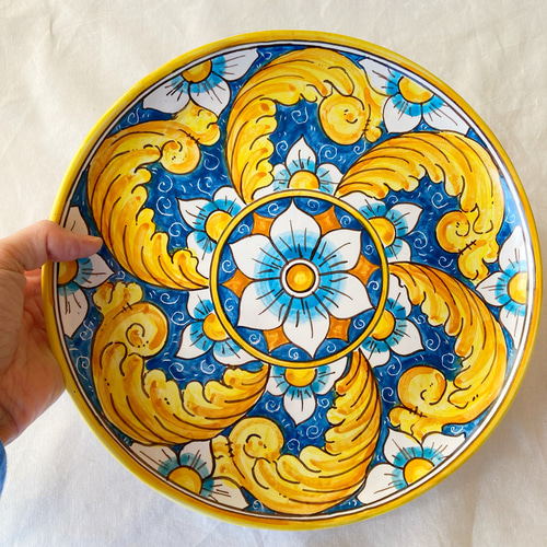 絵皿 26cm GEO038 マヨリカ焼き イタリア陶器 シチリア 大皿