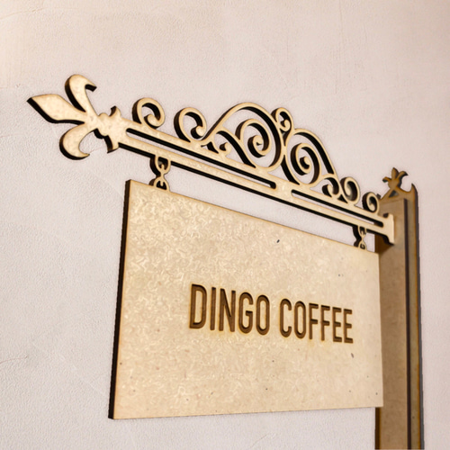 【送料無料】FIFTH Walker 鷲の彫刻吊り看板　大型看板　アンティーク調 送料無料】FIFTH Walker 鷲の彫刻吊り看板 大型看板 アンティーク調