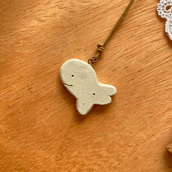 なぞ動物 オーブン陶土ペンダント(Ｂ) 2枚目の画像