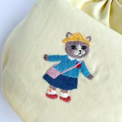 春色♪丸い刺繍巾着＊園児ねこちゃん〈無料ラッピング〉 4枚目の画像