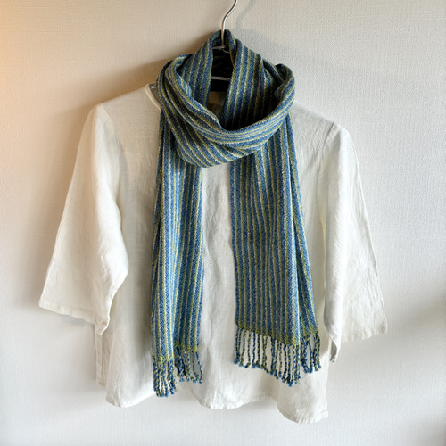 手織りストライプ柄マフラー 手織り』シルクのマフラー/ブルーと黄緑色のストライプ ストール Kei