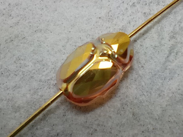 12mm SW5728 Scarab Bead (Metallic Sunshine) 1枚目の画像