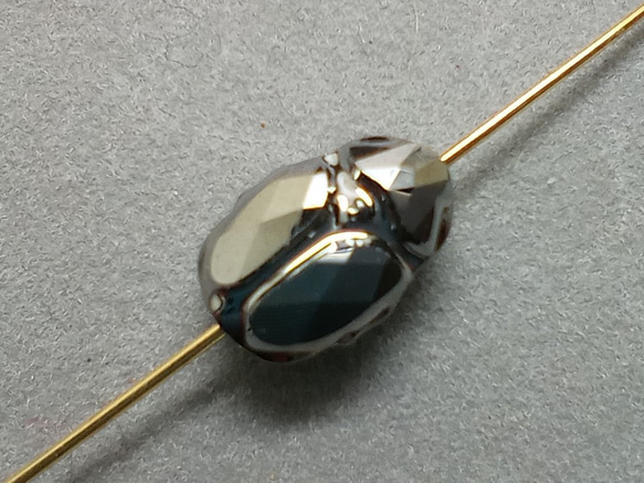 12mm SW5728 Scarab Bead (Silver Night) 1枚目の画像