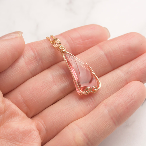 シエラ産 アンダラクリスタル ラズベリー ハートオブゴッドウィズイン