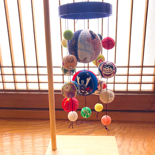 完成品 即発送 小さな鞠の吊るし飾り まり端午 置き型 紫 木目込み