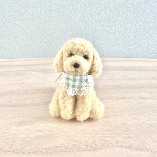 羊毛フェルト　ハンドメイド　犬　トイプードル　な〜に？ 羊毛フェルト 犬 トイプードル ハンドメイドの通販 by オレンジ