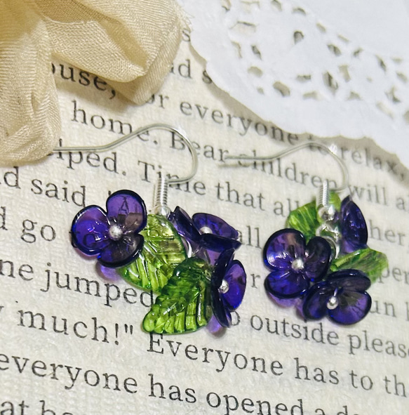 109＊ビオラ×紫陽花 ピアス/イヤリング