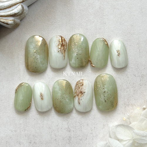 【サイズオーダー】ニュアンスネイル　ネイルチップ　くすみグリーン 人気】くすみグリーンのもやもやニュアンス♡ /ネイルチップ