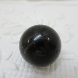 【再販】天然石　<丸玉>　モリオン（黒水晶）　２７ｍｍ 3枚目の画像