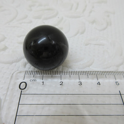 【再販】天然石　<丸玉>　モリオン（黒水晶）　２７ｍｍ 5枚目の画像