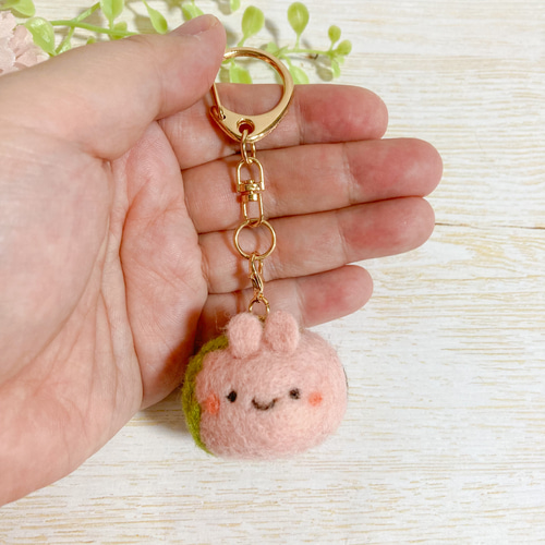 ♡春のうさくらもち♡羊毛フェルトのうさぎ桜餅 マスコット