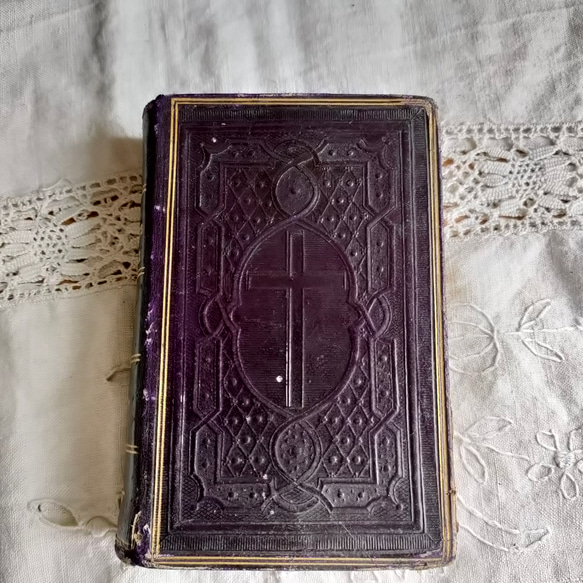 アンティーク洋書】Manuel des enfants de Marie, 1893:表紙紫 アンティーク洋書】Manuel des enfants de Marie, 1893:表紙紫