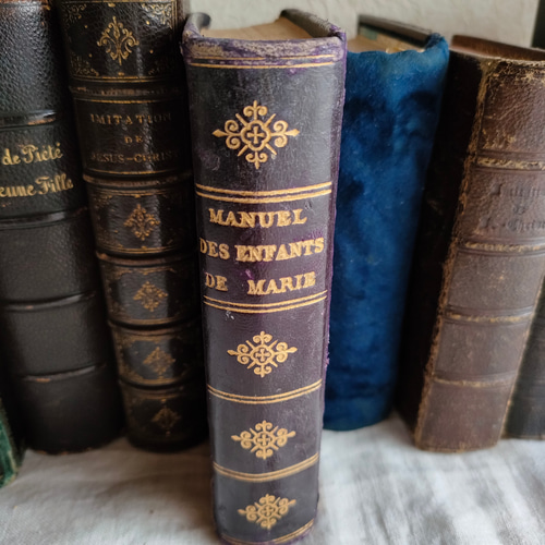 アンティーク洋書】Manuel des enfants de Marie, 1893:表紙紫 アンティーク洋書】Manuel des enfants de Marie, 1893:表紙紫